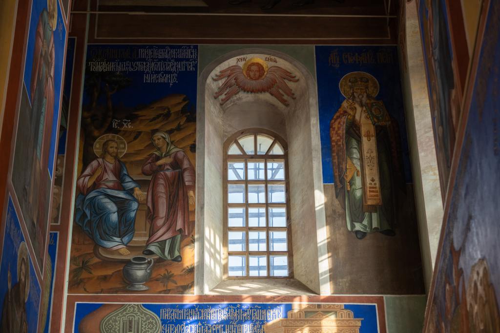 Hail! Full of Grace: A Devotional